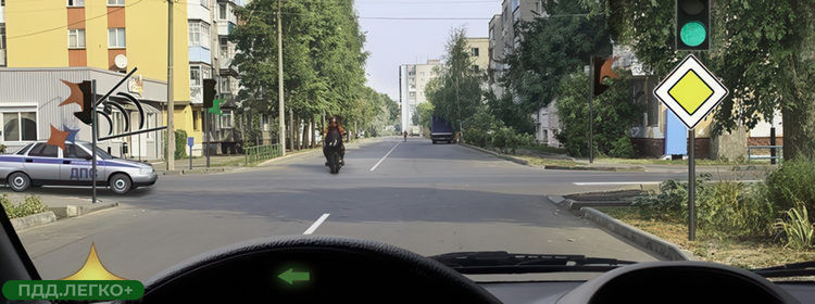 Поворот налево, уступить встречному автомобилю